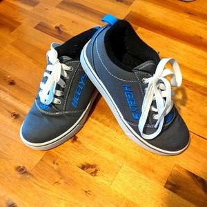 NWOT HEELY'S!